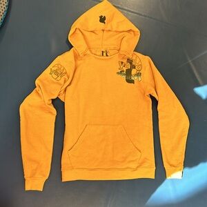 SUPER RARE FREECITY “ART” Sz S sweatshirt w/kangaroo pockets out of production